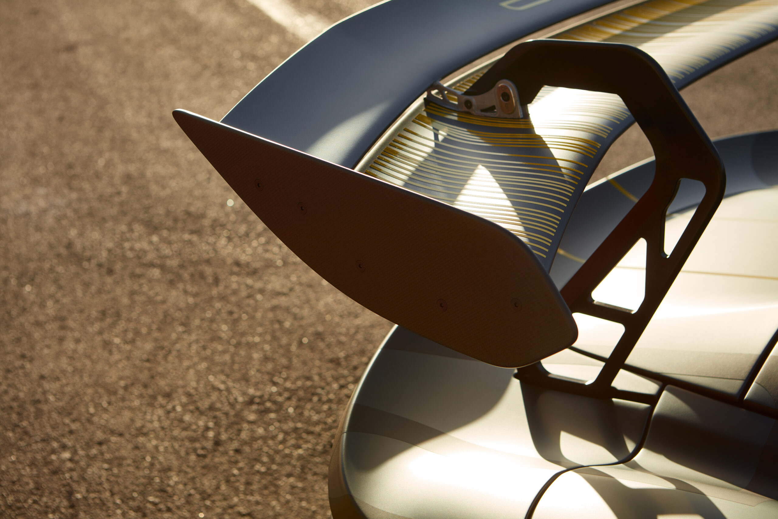 S_DALLARA_EXP_DETAIL_TRACK_16