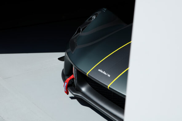 S_DALLARA_EXP_SHADOWS_02