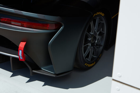 S_DALLARA_EXP_SHADOWS_05
